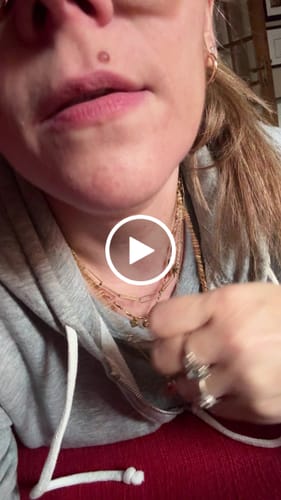 Customer video review of Collana "Amorino"