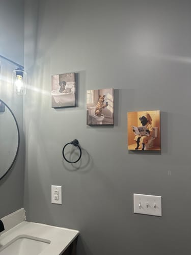 Customer photo review of Artzuzu Custom Portrait For Pets - The Porcelain Throne