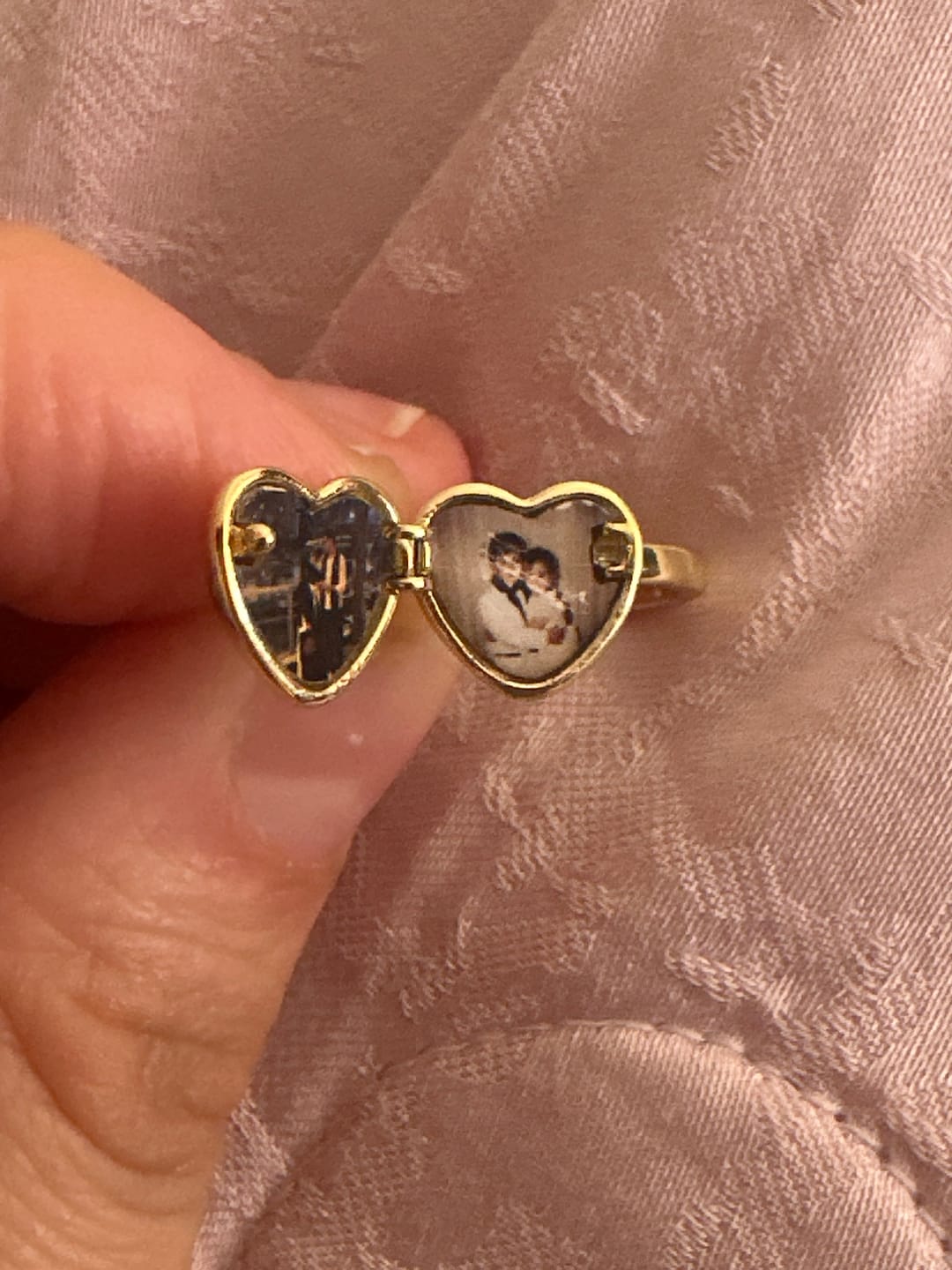 Customer photo review of Premium Ring Packaging