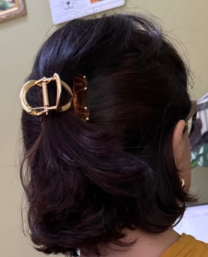 Customer photo review of Abigale Large Hair Claw