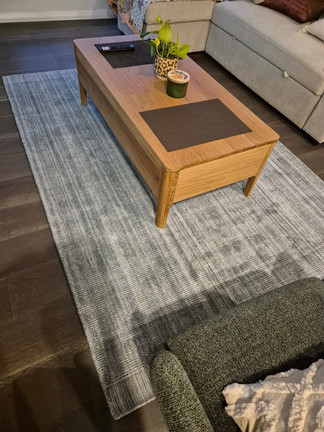 Customer photo review of Byron Ocean Wool Rug