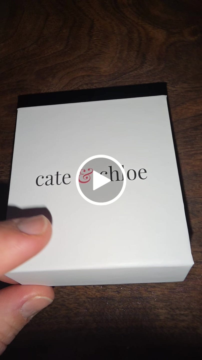 Customer video review of Lola 18k White Gold Plated Ribbon/Bow Drop Earrings