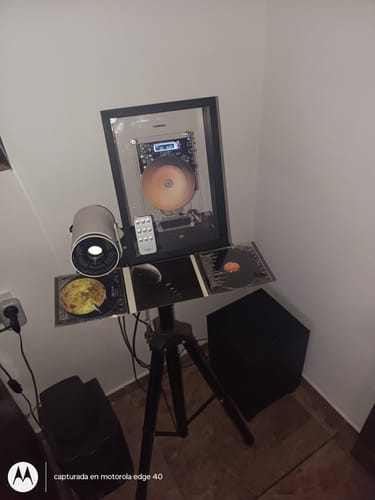 Customer photo review of M1 Music Frame CD Player