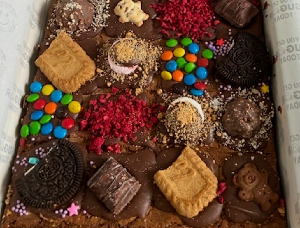 Customer photo review of Mixed assortment brownie