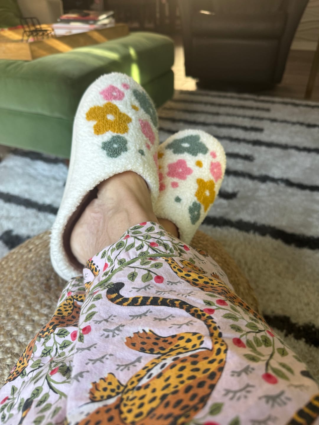 Customer photo review of Livia Flower Slippers