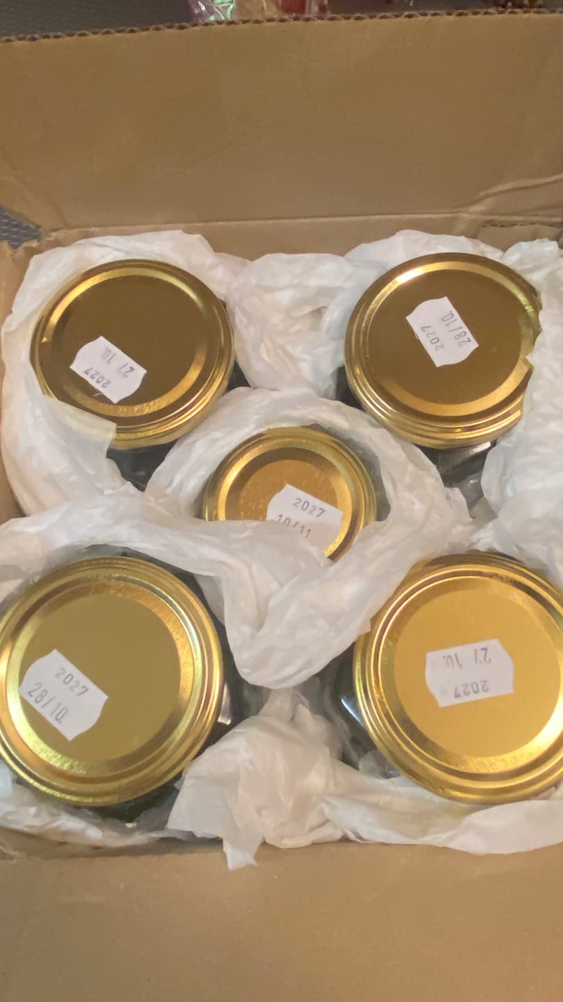 Customer photo review of 🍯 Stort honungspaket – 2 kg flytande honung + halva priset på ljunghonung!
