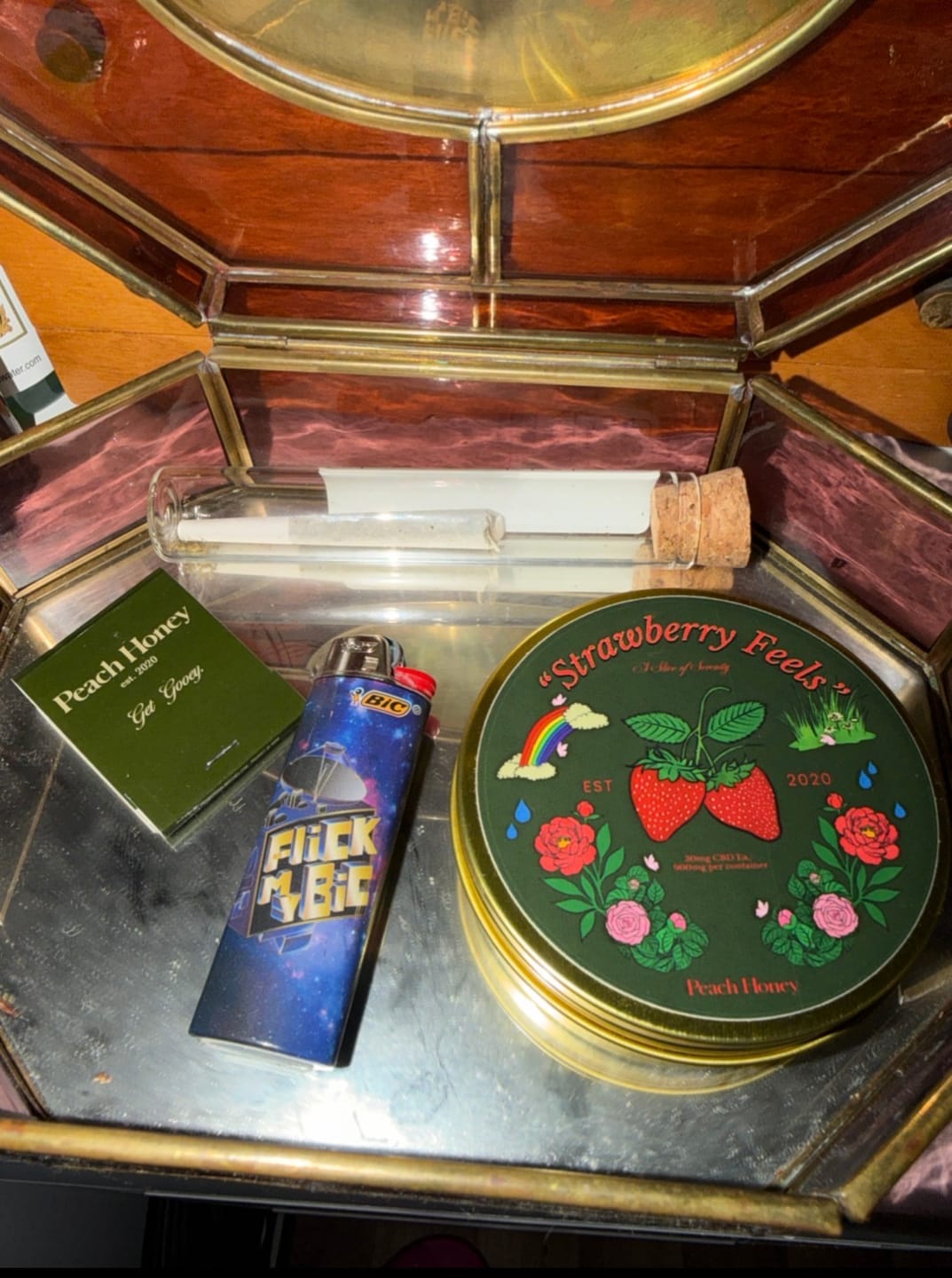 Customer photo review of "Strawberry Feels" CBD Gummies