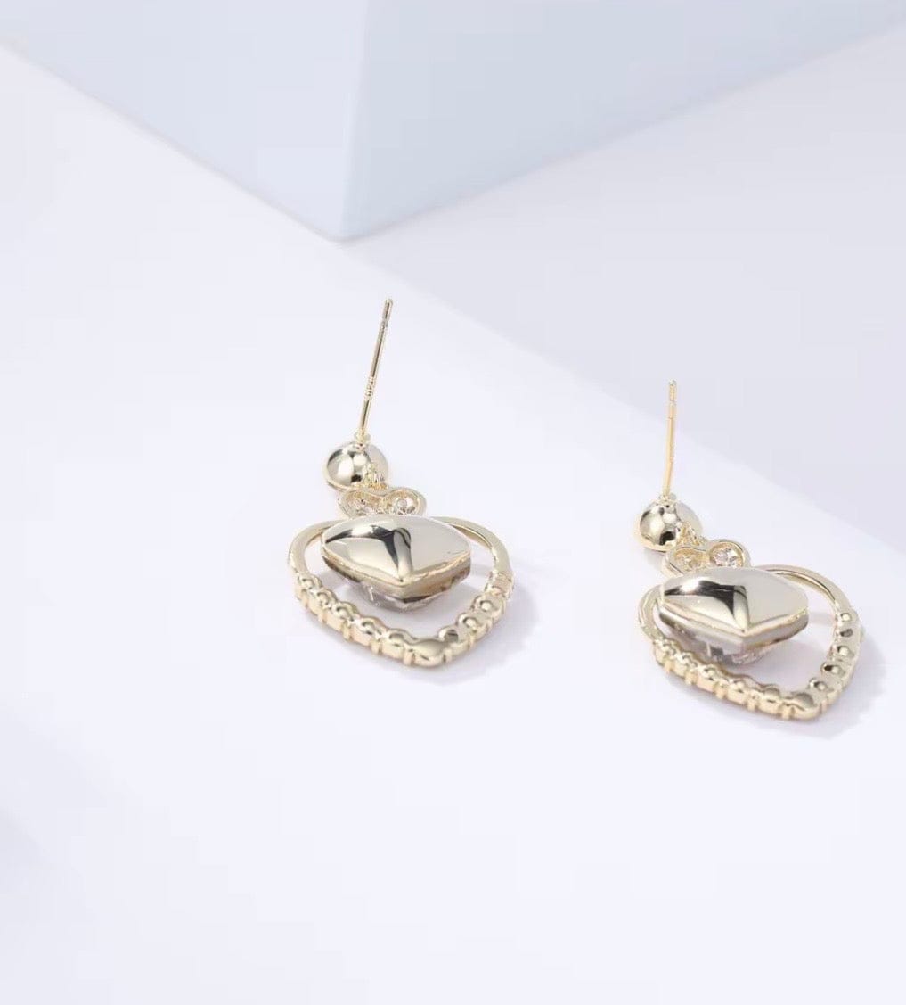 Customer photo review of Mudita Earrings