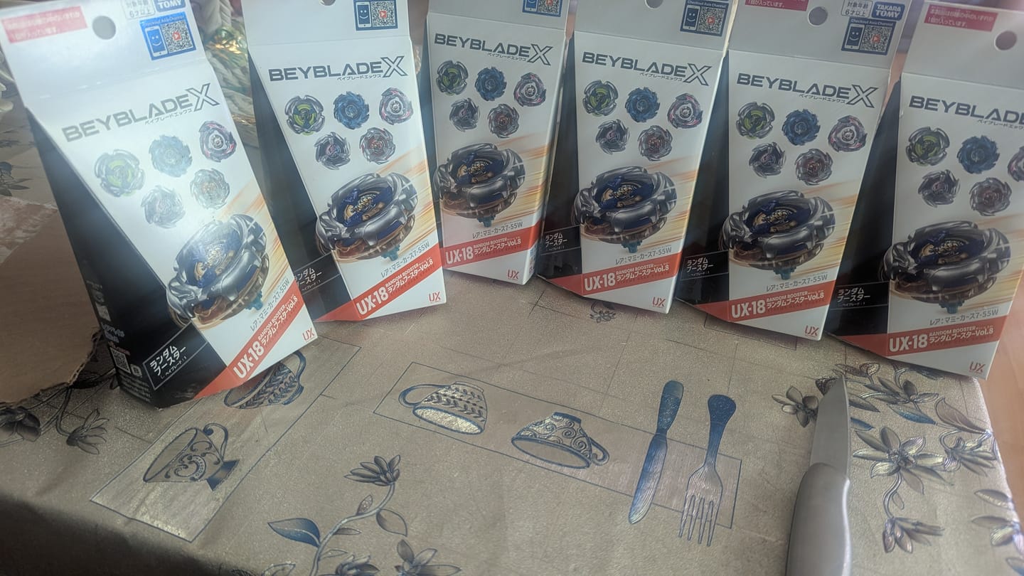 Customer photo review of [Pre-Order] Takara Tomy Beyblade X UX-18 Mummy Curse Full-Set
