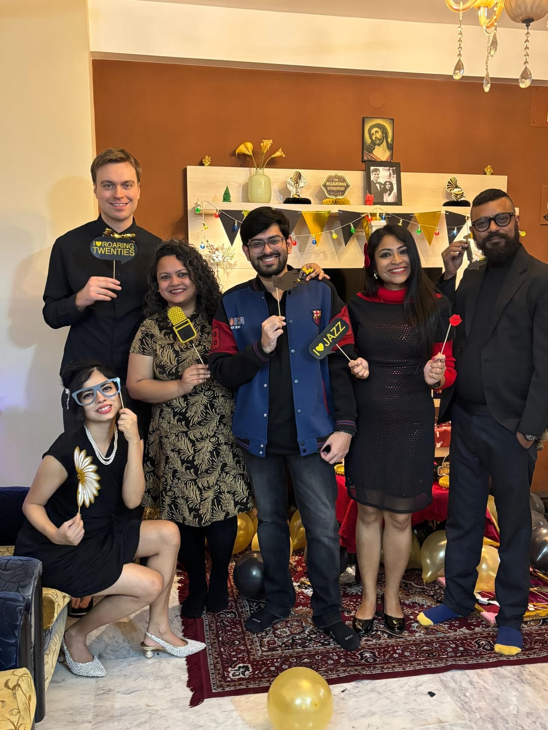 Customer photo review of 1920s Murder Mystery Game Kit