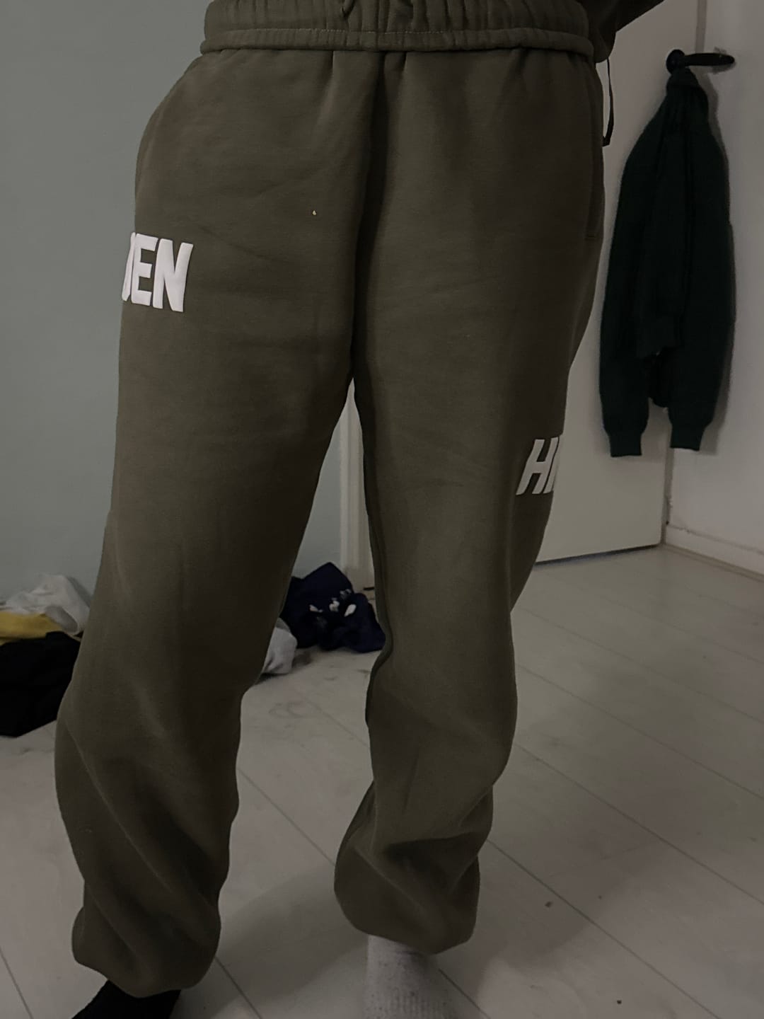 Customer photo review of GATED COMMUNITY CUFFED SWEATPANTS SAGE