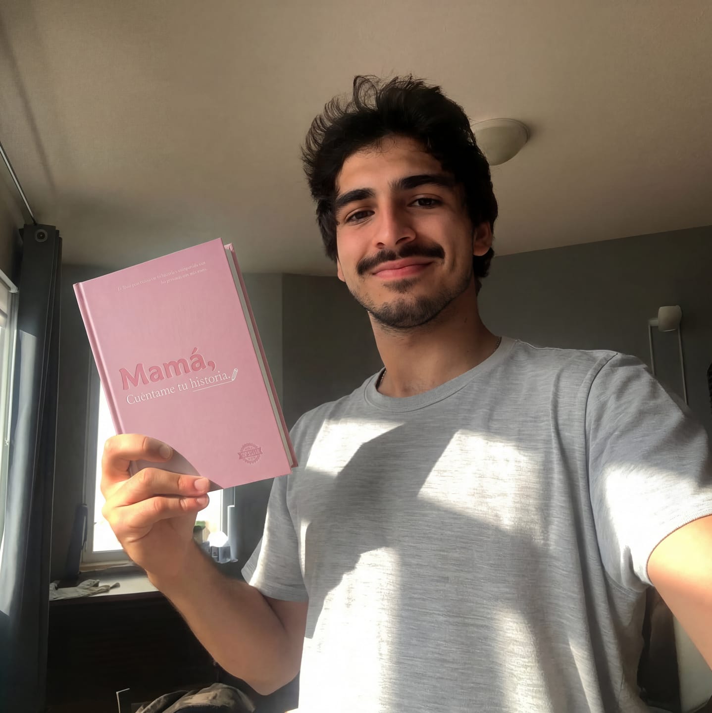 Customer photo review of Family Books™ – Cuéntame tu historia