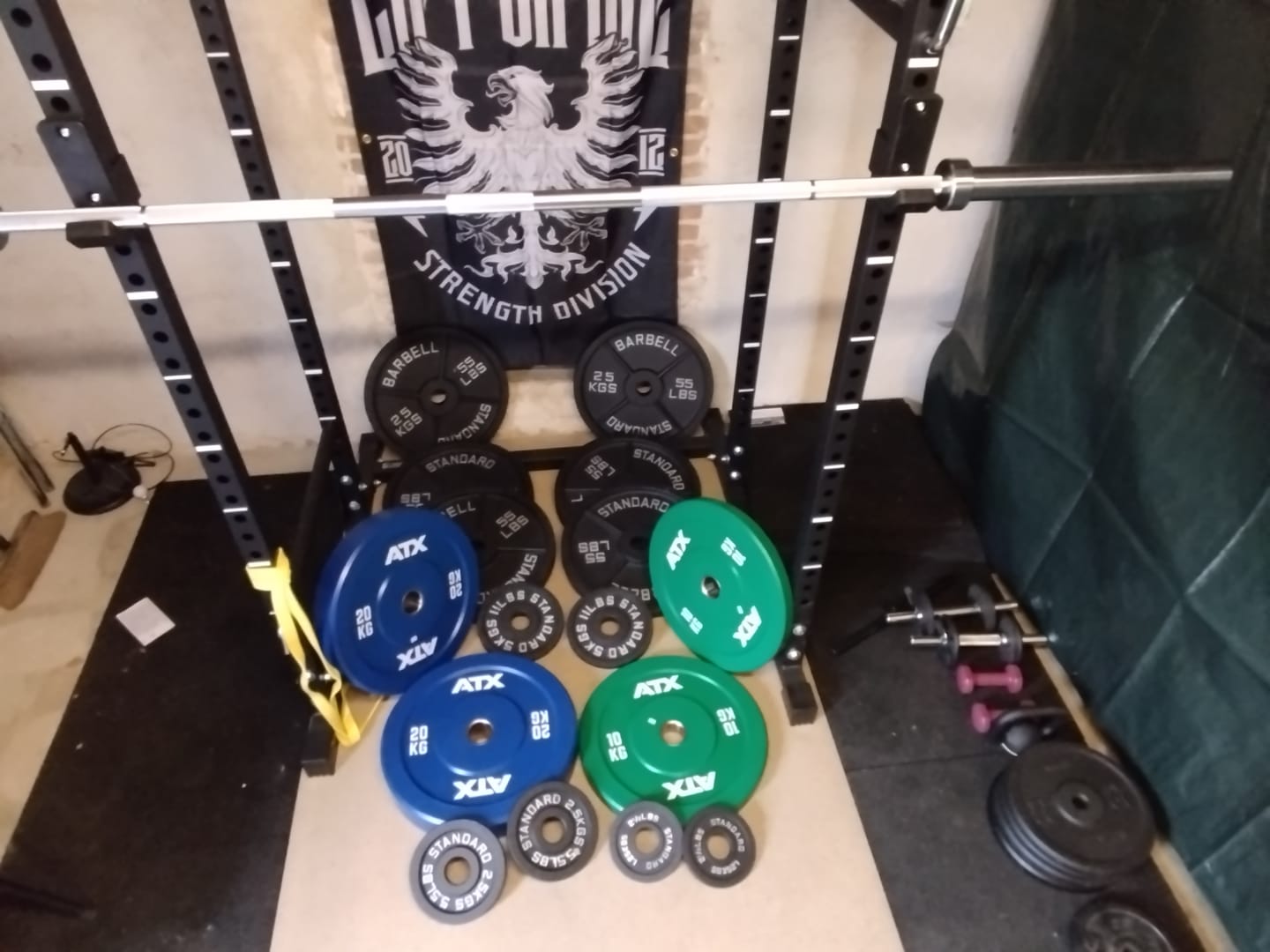 Customer photo review of Riot Weightlifting Bar - Men's 20kg, IWF Specification