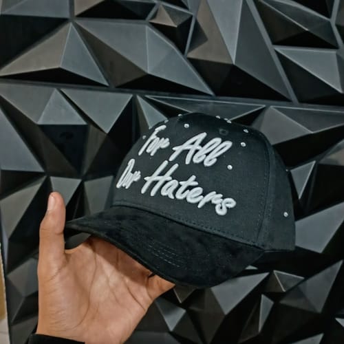 Customer photo review of Dandy Hats x Tombochio