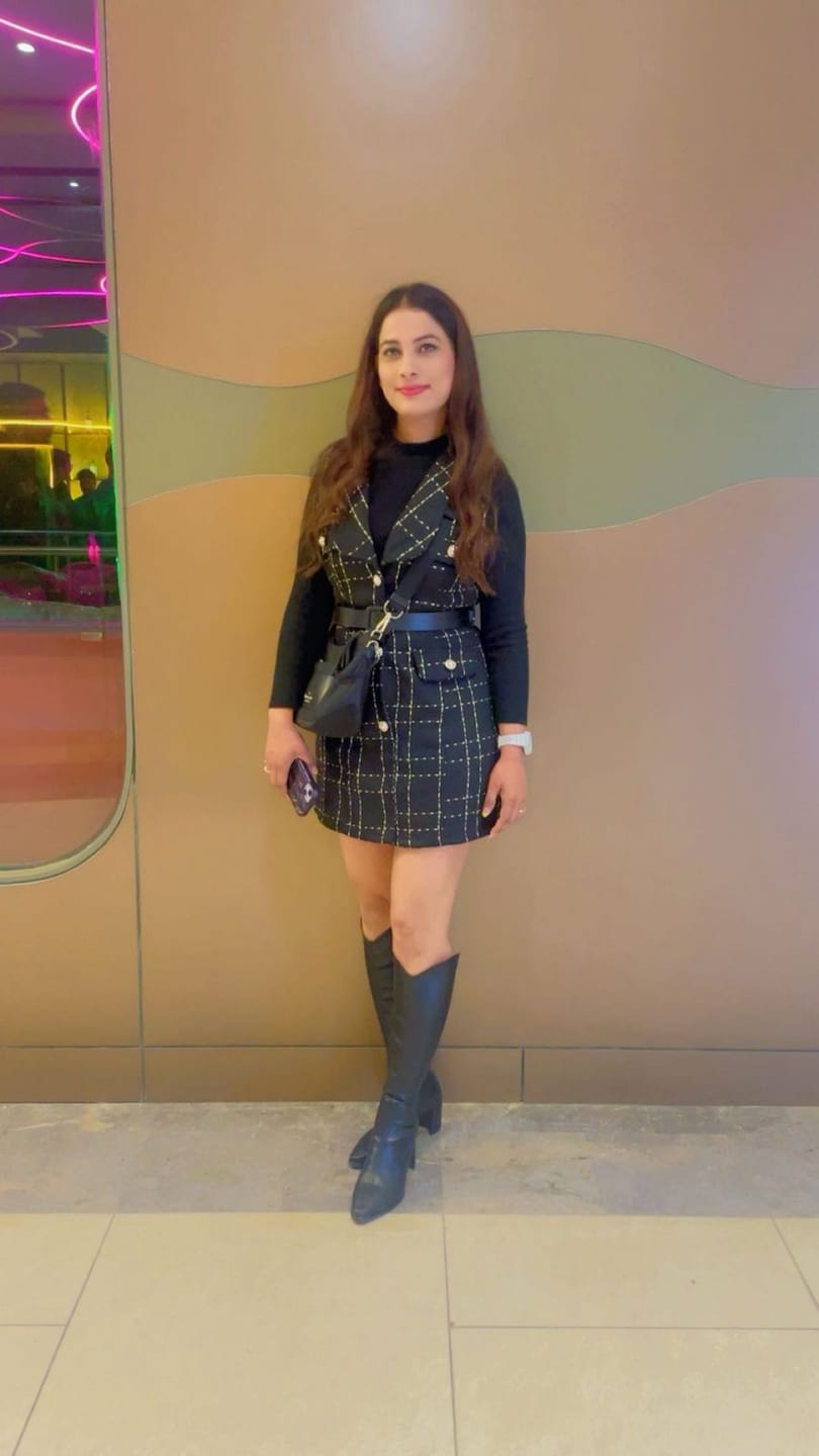 Customer photo review of Oslo Knee High Leather Boots