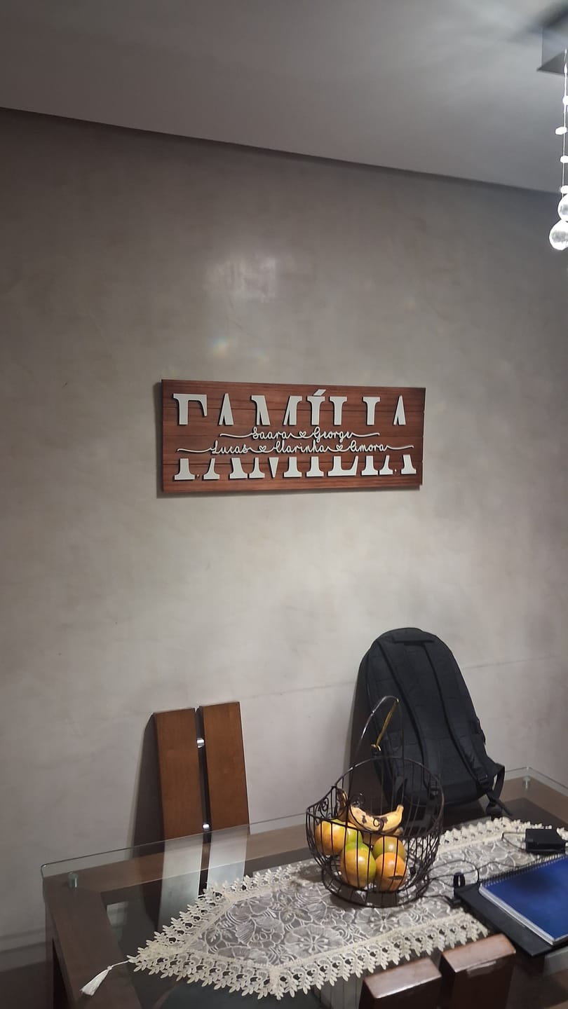 Customer photo review of Placa da Família Personalizada