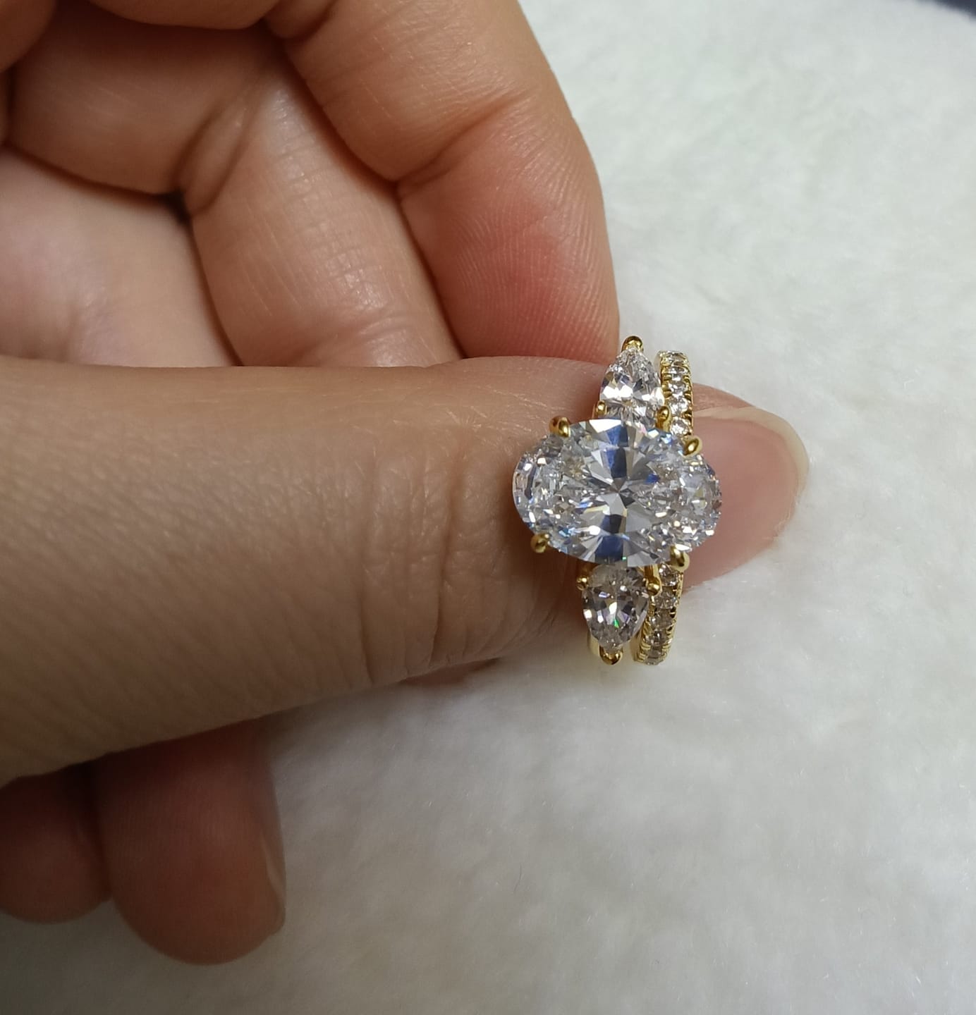 Customer photo review of S925 Unique 4.0Ct Oval Cut Insert Wedding Ring Set For Women In Sterling Silver