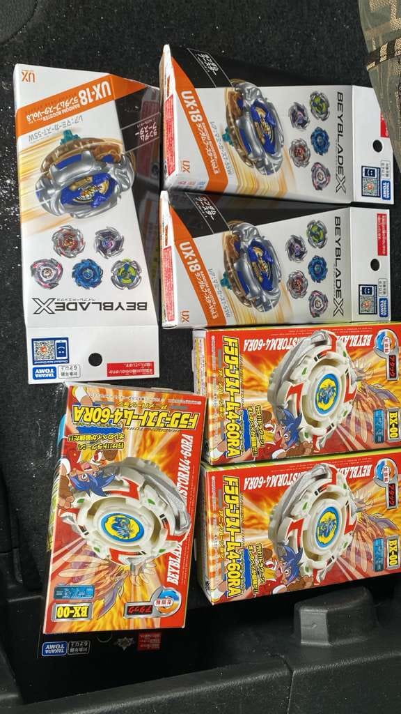 Customer photo review of [Pre-Order] Takara Tomy Beyblade X UX-18 Mummy Curse Random Booster