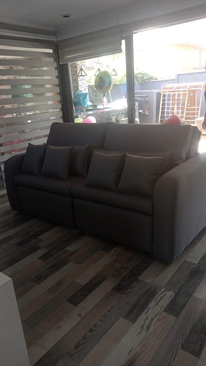 Customer photo review of Sofá cama Toscana