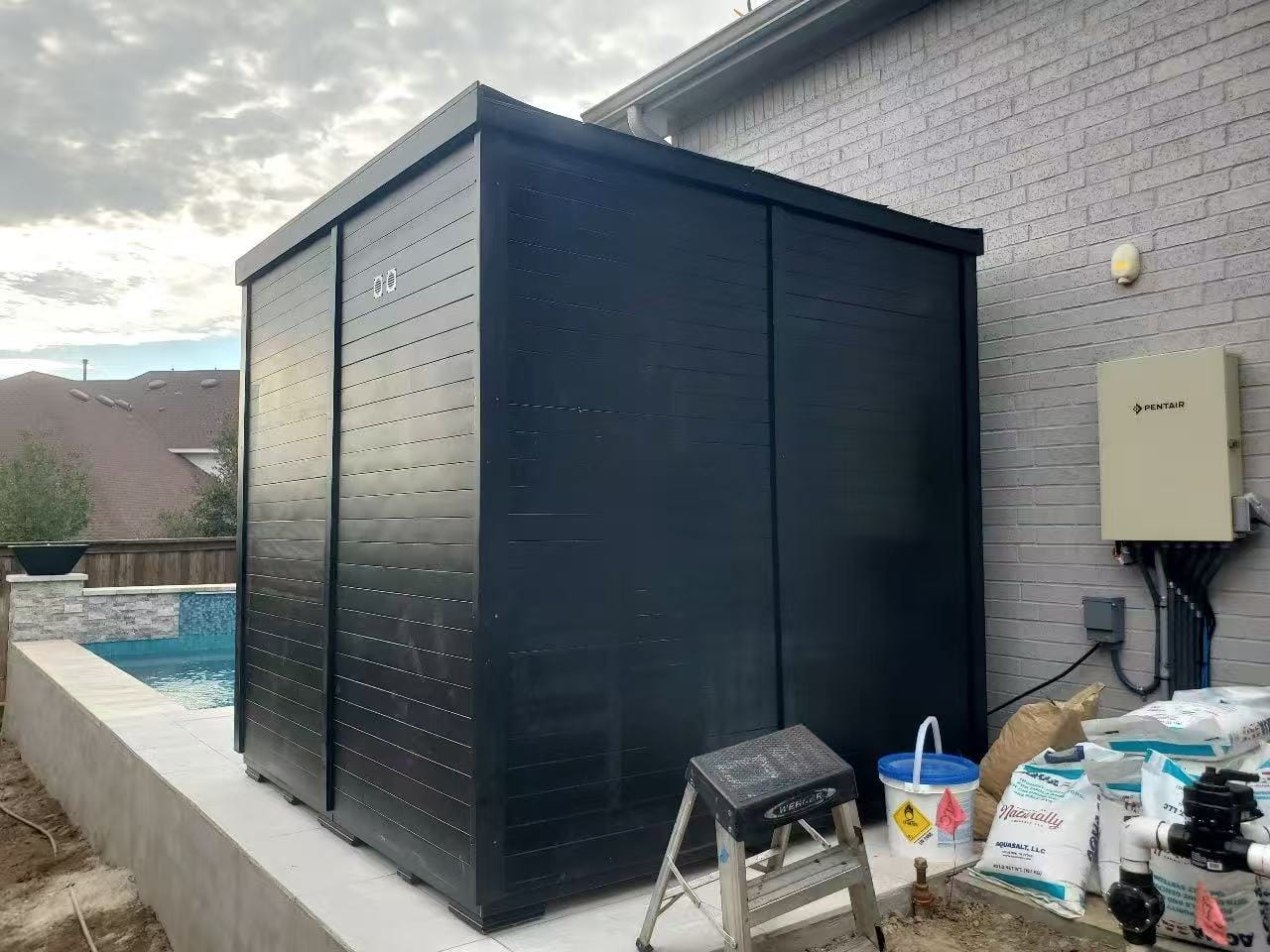 Customer photo review of SAUNASNET® Green Energy Saving Sauna with Glass Front – Eco Cube Design for Relaxation and Full Detox Black 03