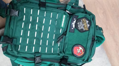 Customer photo review of Mochila Táctica V2 45L All In Dust Green