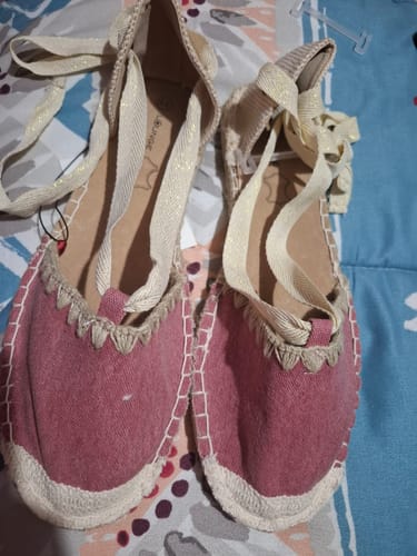 Reseña con foto de un cliente sobre Sandalias Alpargata Cintas