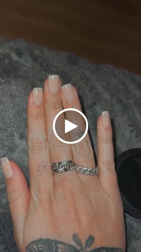 Customer video review of Glowdip Allt-i-ett Manikyrset