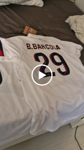 Customer video review of Maillot 25/26 PSG Extérieur