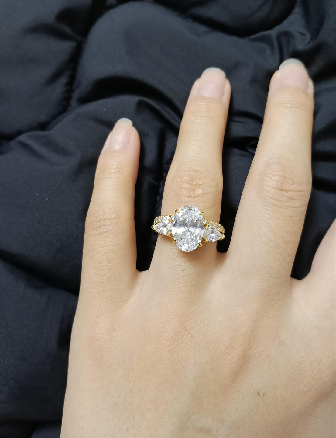 Customer photo review of S925 Unique 4.0Ct Oval Cut Insert Wedding Ring Set For Women In Sterling Silver