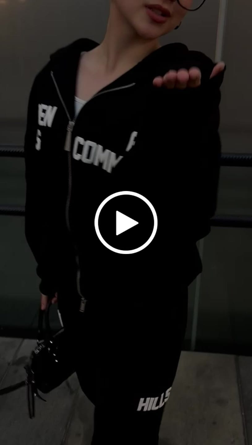 Customer video review of GATED COMMUNITY ZIP HOODIE BLACK