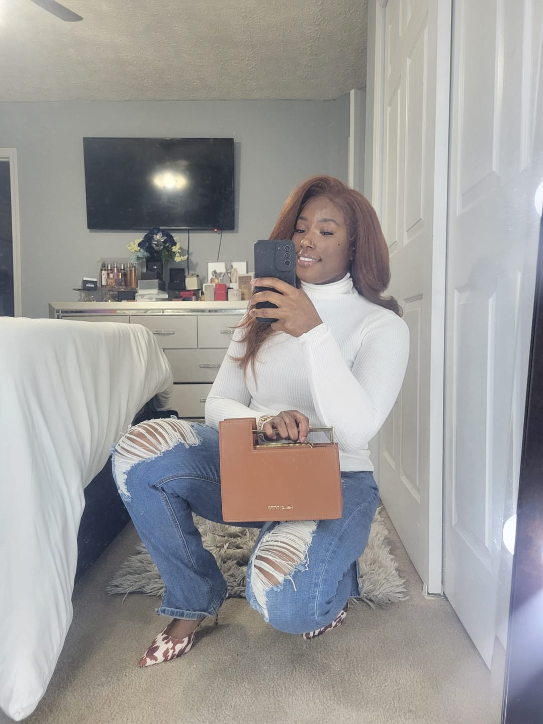 Customer photo review of Outre Perfect Hairline Glueless HD 13x6 Lace Front Wig - TAYON