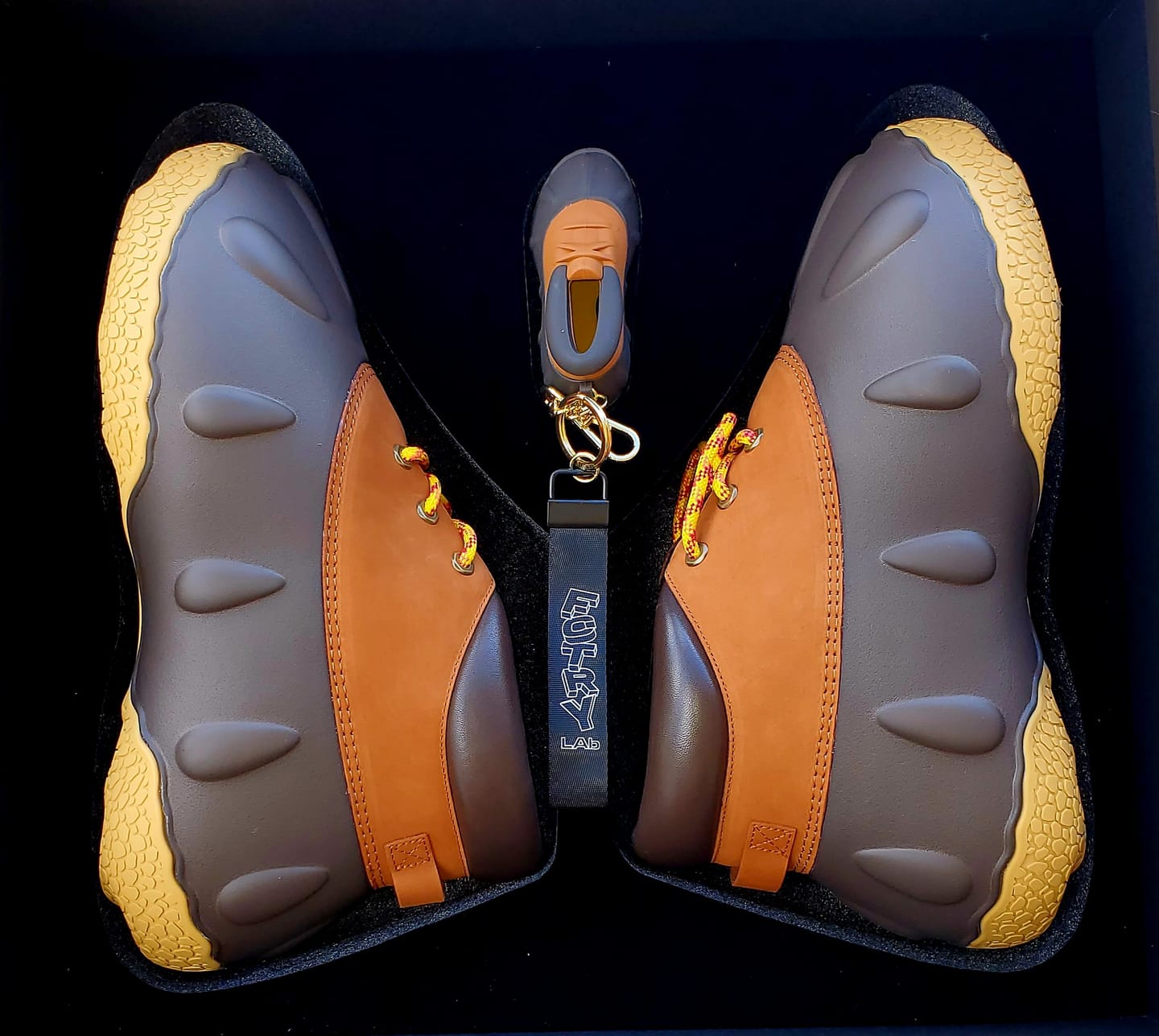 Customer photo review of Duck Lo - Chestnut