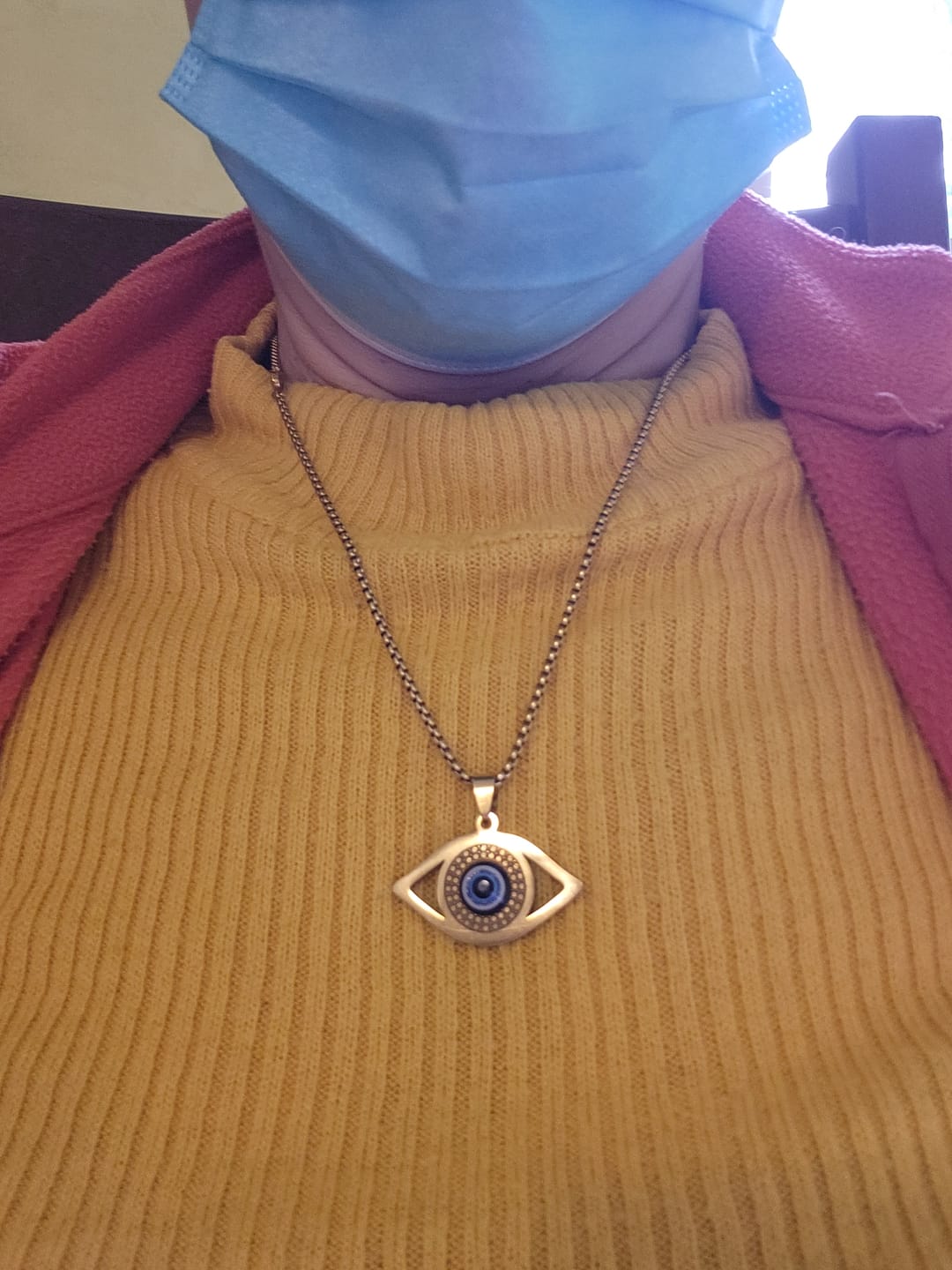 Customer photo review of Pendentif Oeil Bleu - Protection du Mauvais Oeil