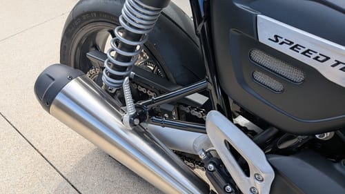Customer photo review of Triumph Speed Twin & RS / Thruxton Chain Guard - Brogue Moto