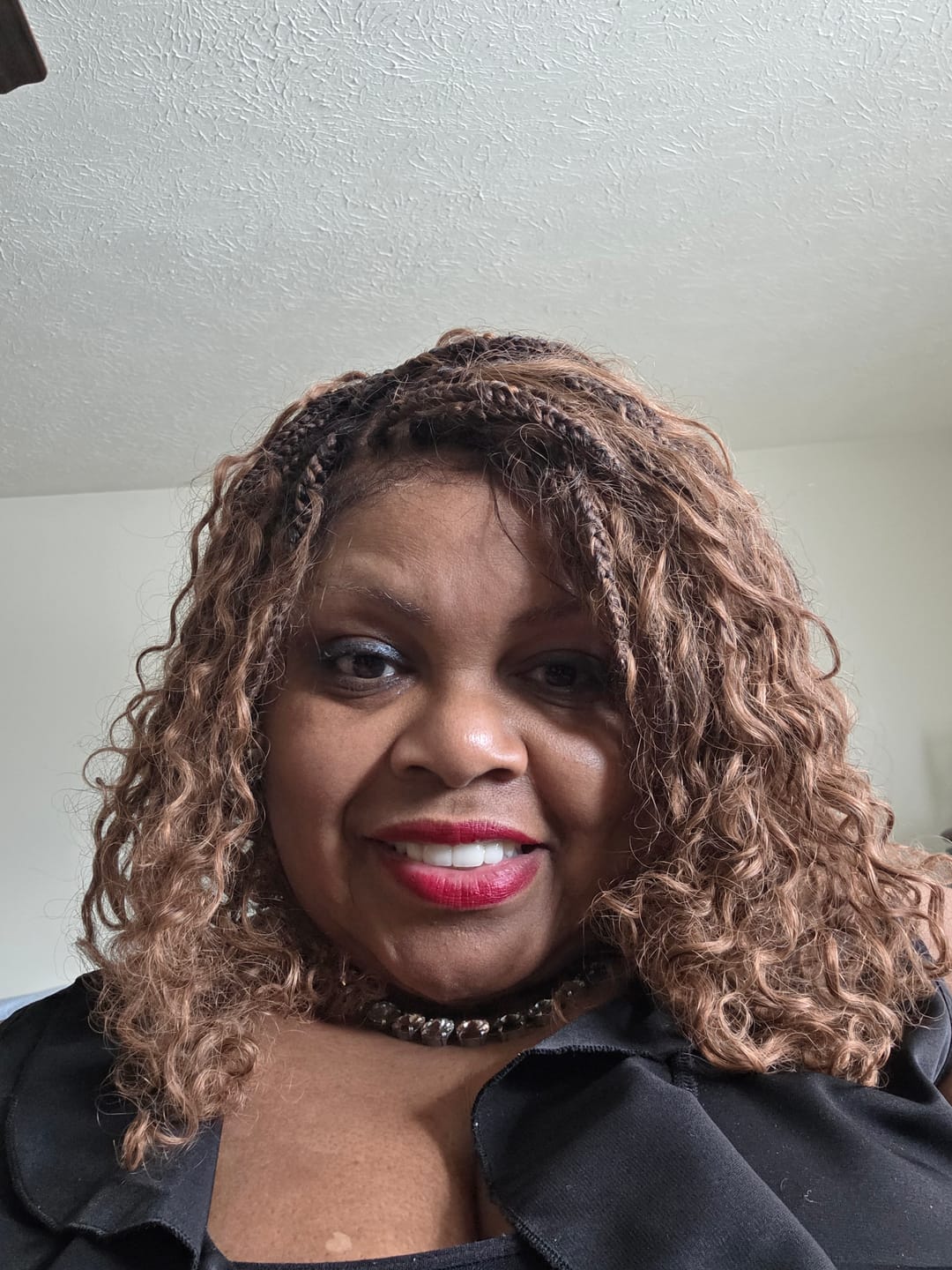 Customer photo review of Nami - Drawstring Cap Glueless Water Wave Human Hair Curls Pre Bleached Swiss HD Full Lace Knotless Boho Box Braided Wig