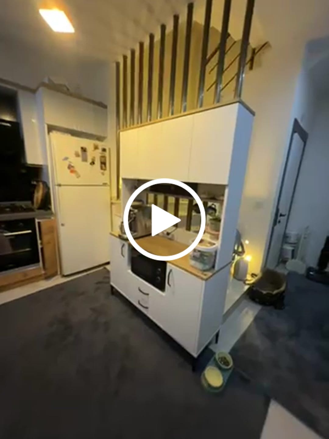 Customer video review of Rani JE168 Çok Amaçlı Dolap 6 Kapaklı 2 Çekmeceli Kiler Mutfak Dolabı Beyaz - Sepet Ceviz