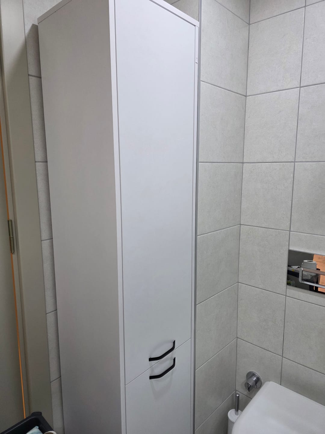 Customer photo review of Rani BA140 Köşe Modül Gardırop Tek Kapaklı 6 Raflı Askılı Elbise Dolabı Tamamlayıcı Köşe Ünitesi Beyaz