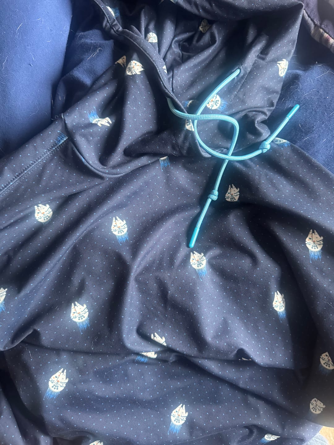 Customer photo review of Star Wars™ "12 Parsecs" – Performance Hoodie
