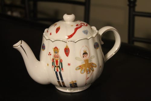 Customer photo review of Nutcracker Wonderland Fine Porcelain Teapot