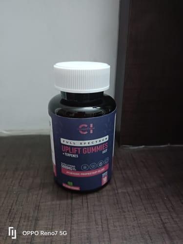 Customer photo review of Cannazo- Uplift Gummies (THC + CBD Oil Full Spectrum + Terpenes – 500mg)- OG Kush Mango Flavor