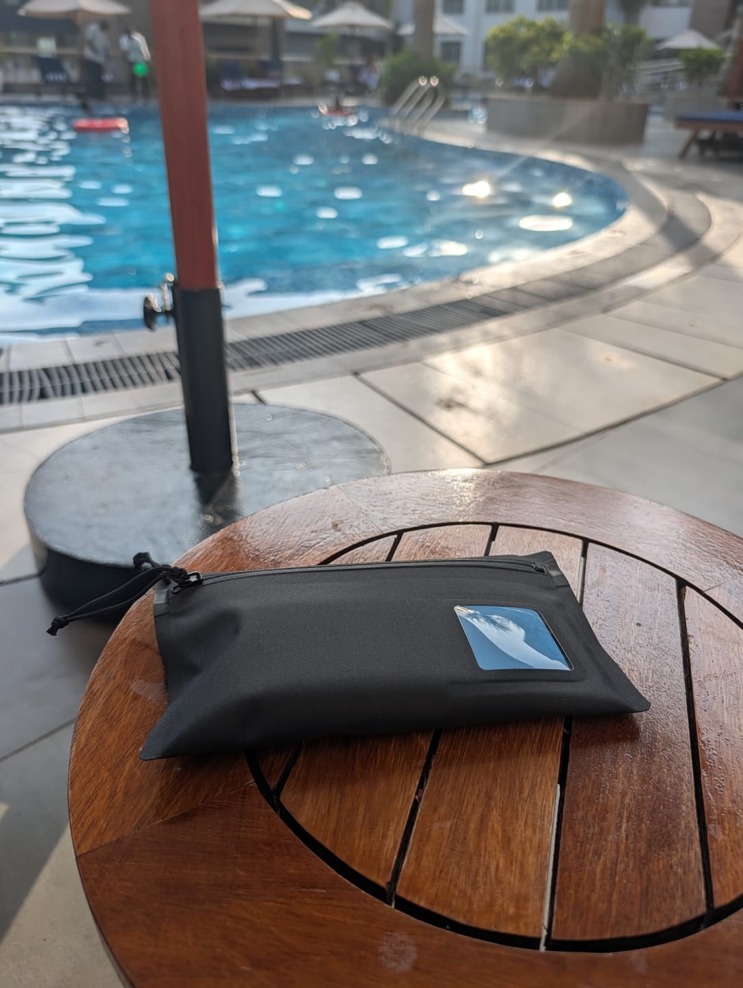 Customer photo review of ELEMENT Flat Pouch - Small