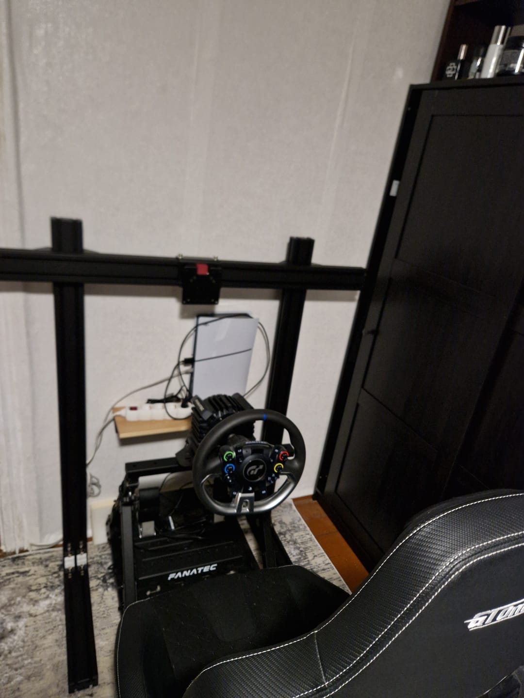 Customer photo review of Simulator Monitor Stand