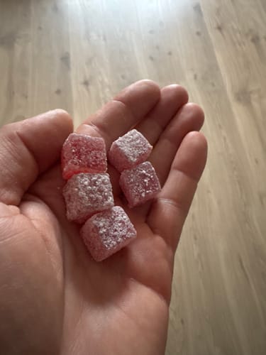 Customer photo review of THC Gummibärchen Ananas