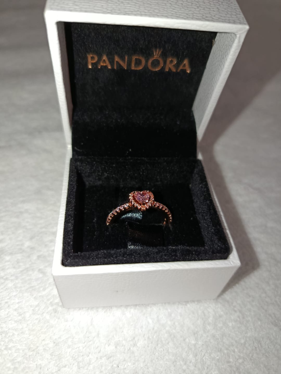 Customer photo review of ANILLO PANDORA PROMESA CORAZON BRILLANTE ELEVADO ORO ROSA + KIT DE REGALO
