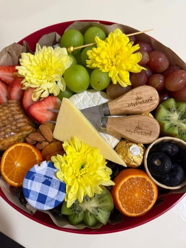 Customer photo review of Bentley Love Round Cheese Box