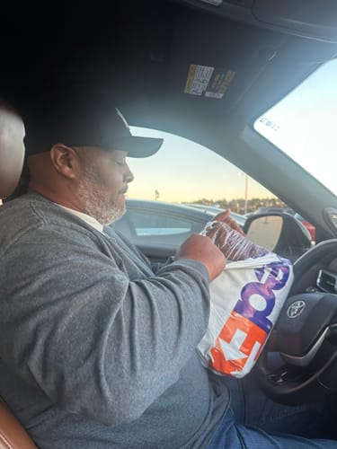 Customer photo review of Traveler Weekender Duffle Bag + FREE Toiletry Bag