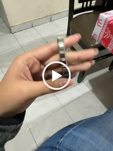 Customer video review of Pulsera Apple Watch Charm