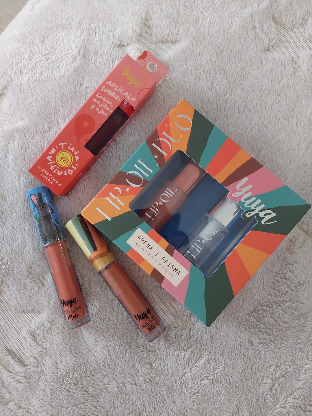 Customer photo review of Labial Velvet Recuerdo