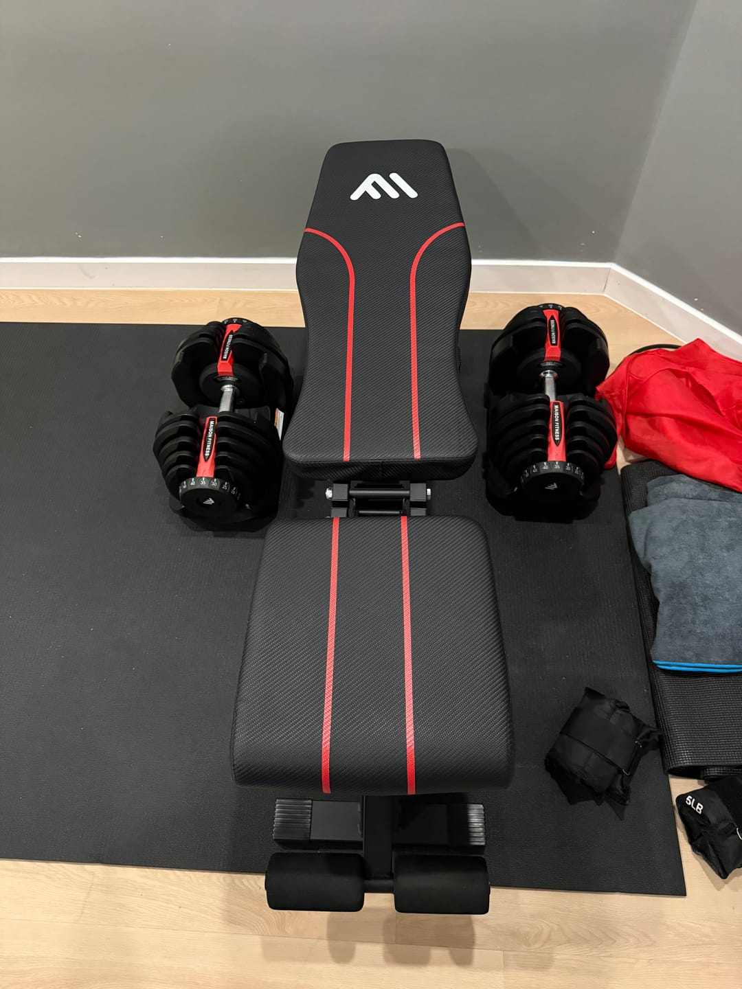 Customer photo review of Bundle : Adjustable Dumbbell (1090) Set Of Two + Adjustable Benchpress
