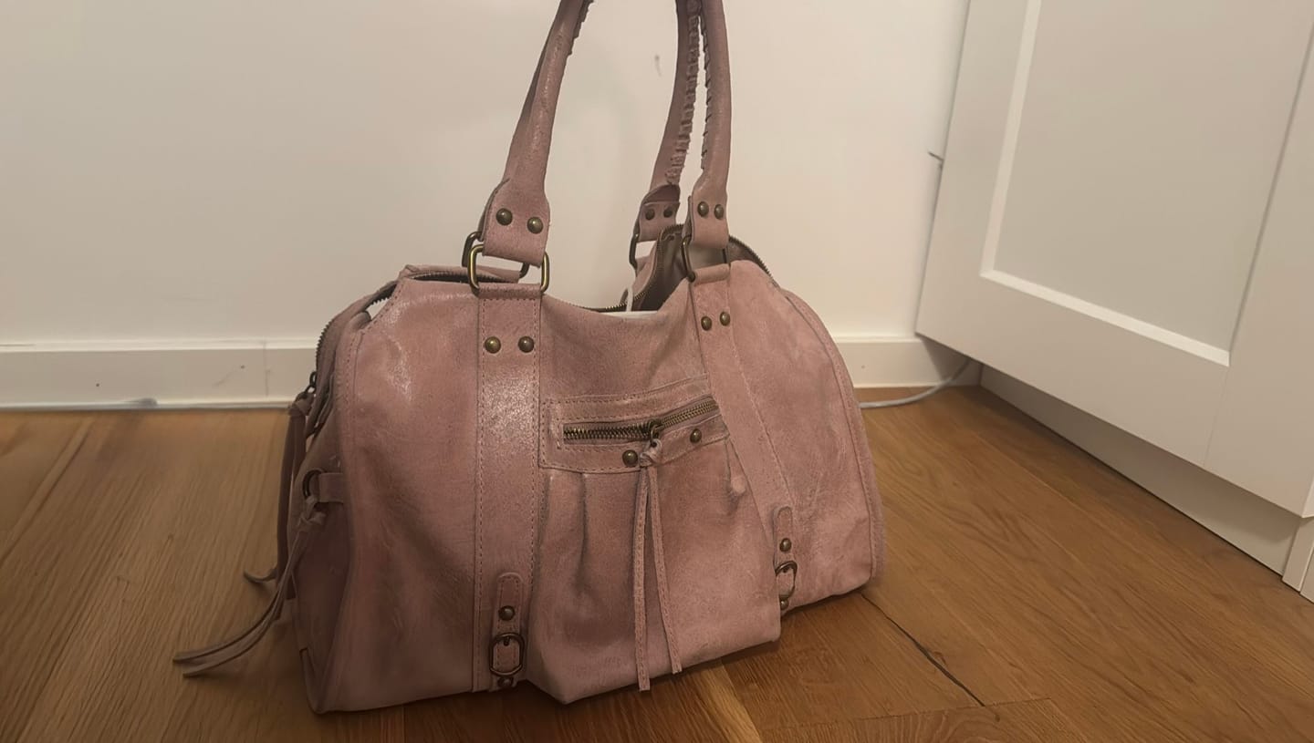 Customer photo review of It girl bag vanilla pink